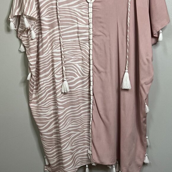 Rope Trim Surf Gypsy Beach Cover Up in Mauve and creme color Size M - Picture 6 of 7